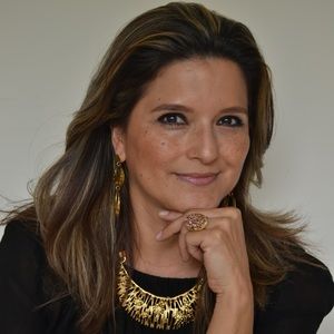 Meet your Posher, Maria eugenia